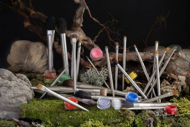 Czy tworzywa sztuczne można naelektryzować przez tarcie?